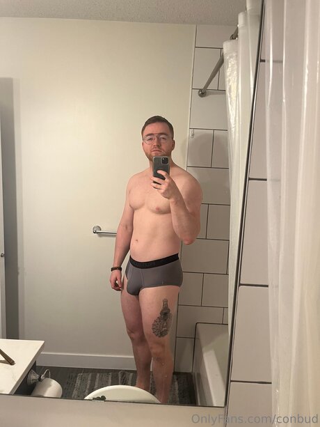 Conbud model nudes pics