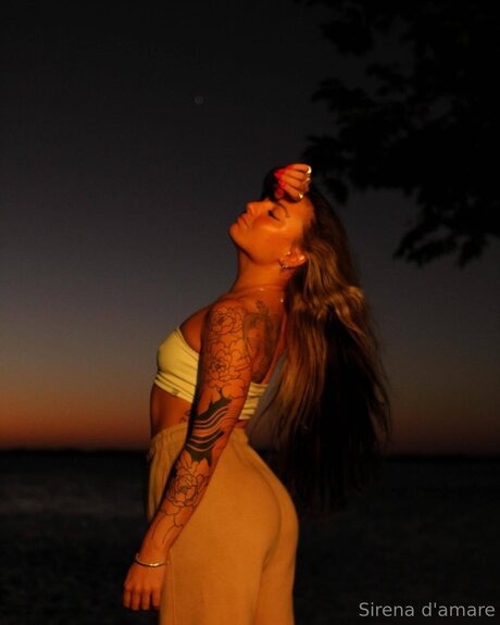 Sirenadamare hd pornstar pics