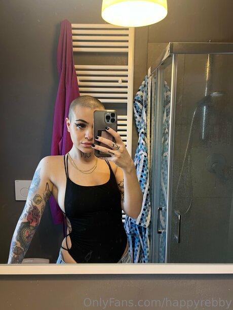 Happyrebby star pretty pic