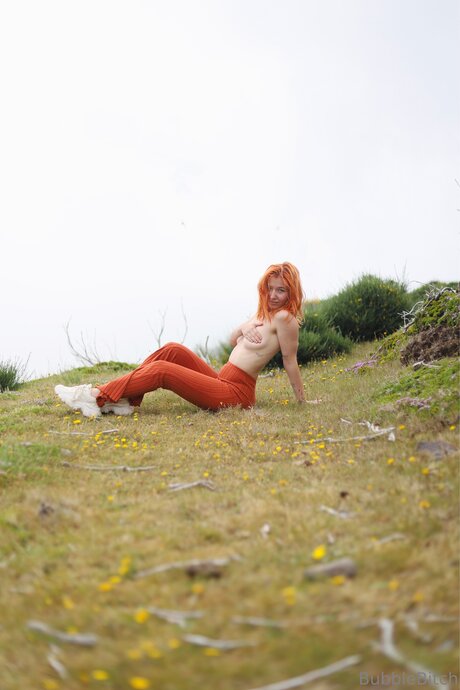 Bubblebitchh naked model photo
