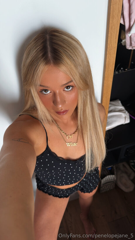 Penelopepeachesxo best actress galleries