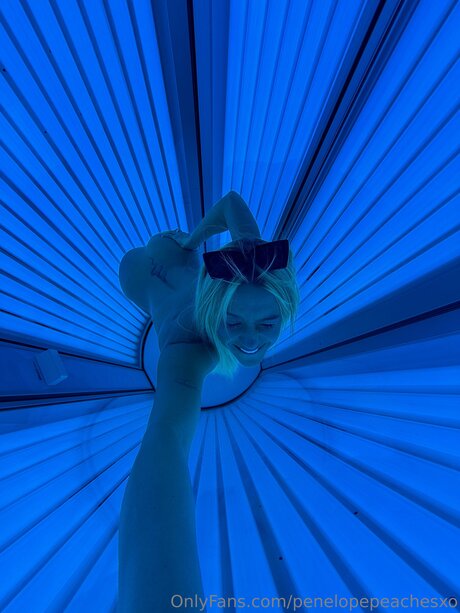 Penelopepeachesxo adult actress img