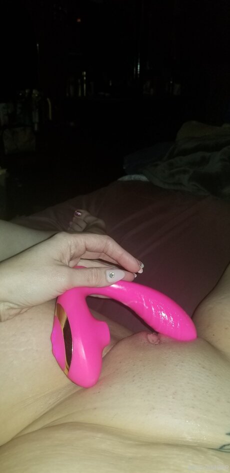 Missamberdoesxxx model porn pics