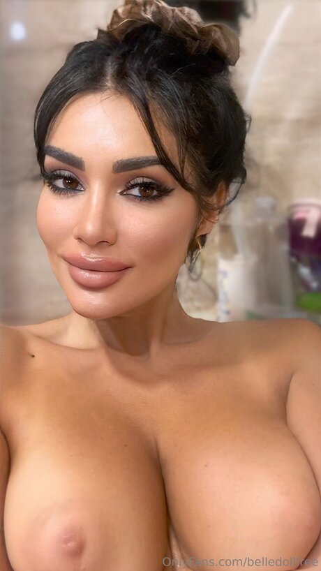 Belledollfree sex model photo