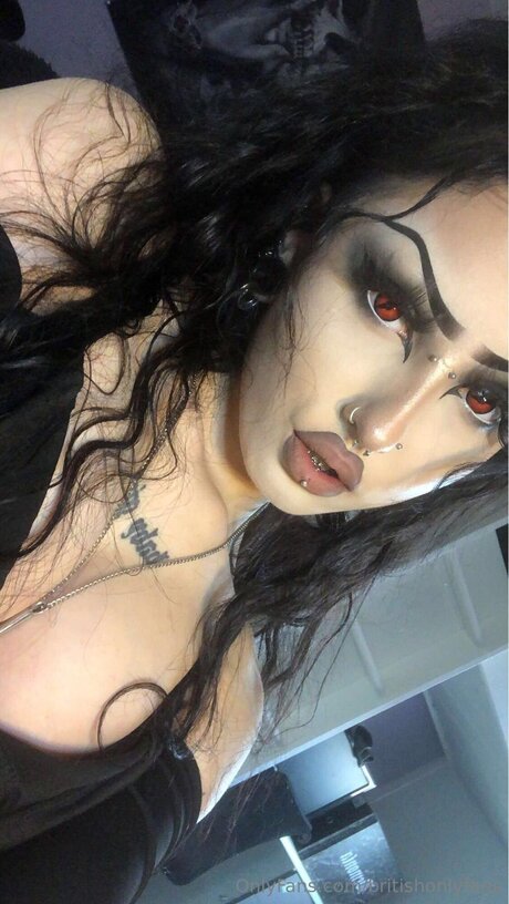 Occ Coaching beautiful model picture