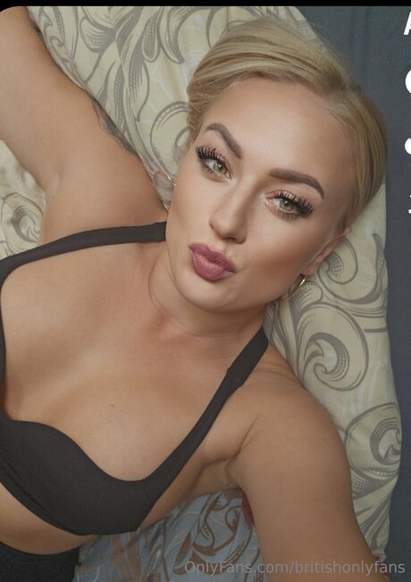 Occ Coaching xxx pornstar image