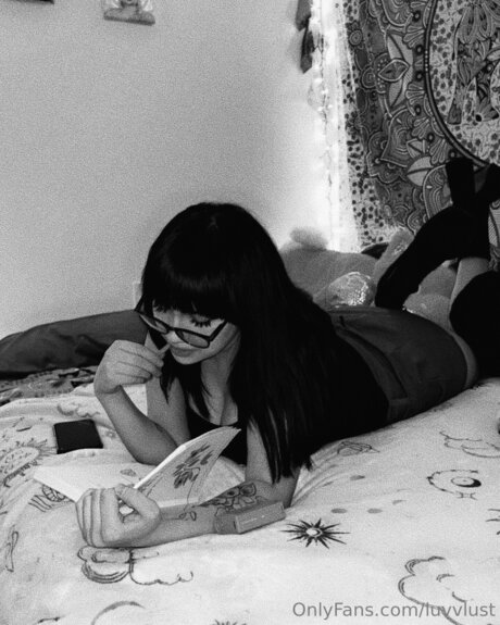 Januarymarii pornstar best pic