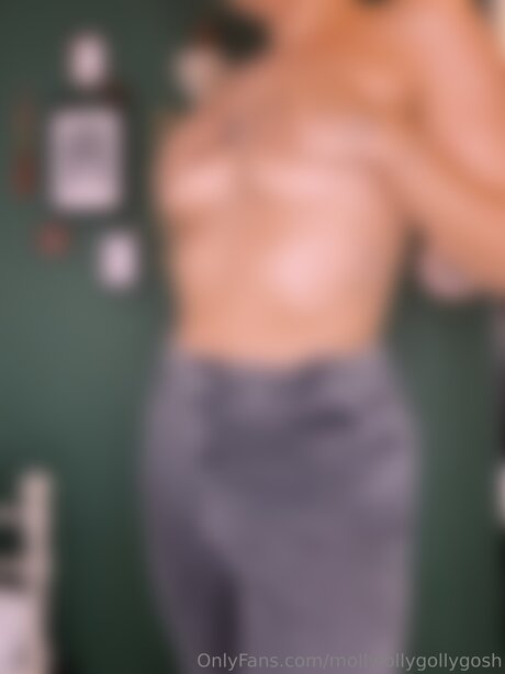 Mollylollygollygosh star naked image