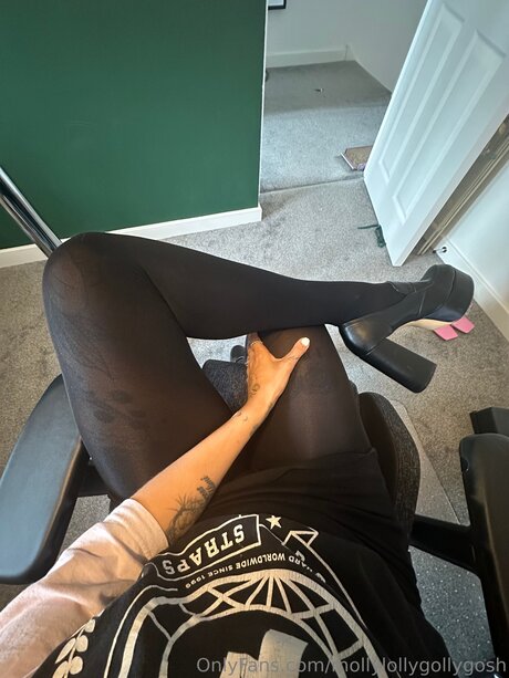 cheerleader nude onlyfans nudes gallery