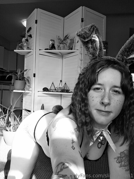 Slippysiren1 model exclusive img