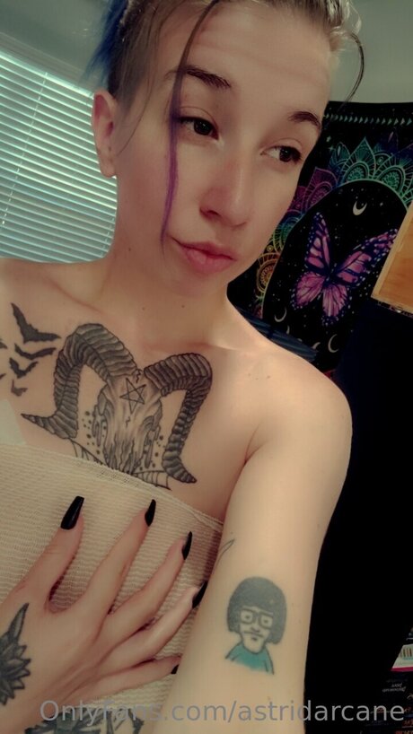 Astridarcane beautiful pornstar picture