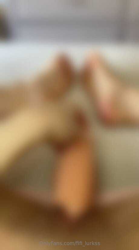 Fifi Lurkss porn actress images