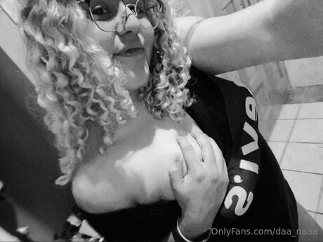 Daa Naaa nudes model pic