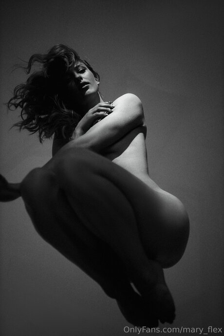 Mary Flex pornstar sex photo