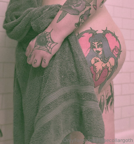 Bluecollargoth pretty model pictures