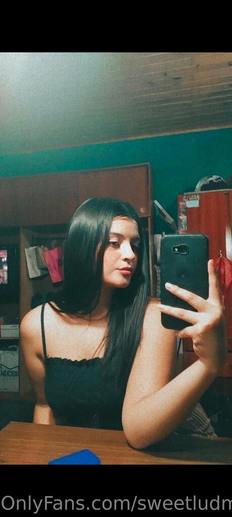 Sweetludmi beautiful actress gallery