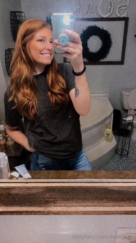 Dustijo95 model naked img