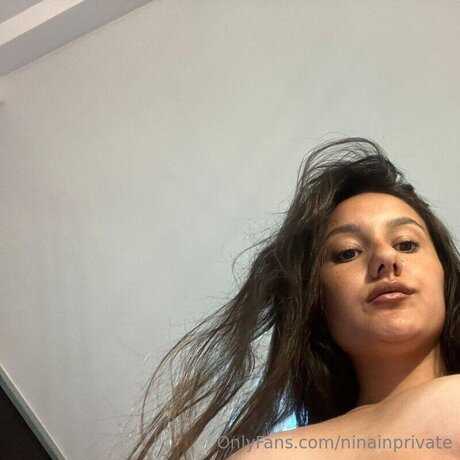 Ninainprivate nudes star picture