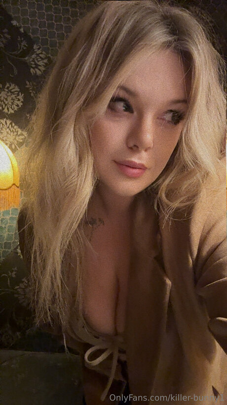 Goldensins pornstar adult image