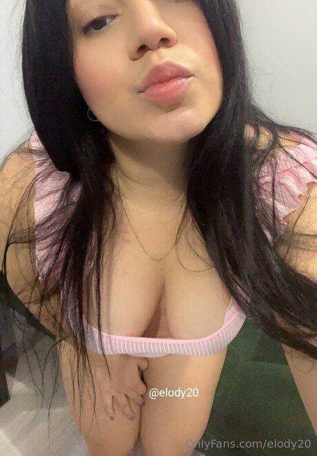 Elody20 sexy model photos