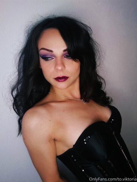 To Viktoria high quality model galleries