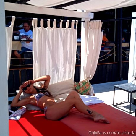 To Viktoria star picture