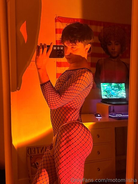 Motomiisha naked star img