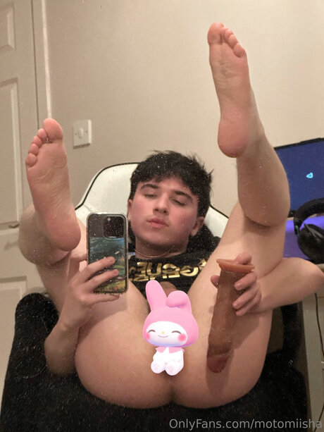 Motomiisha pornographic model pic