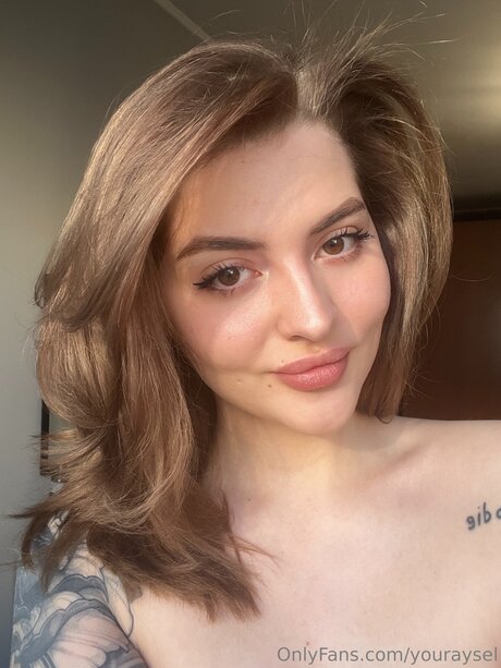 Youraysel top actress img