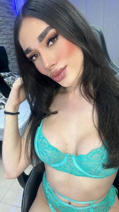 Queenjohana star perfect image