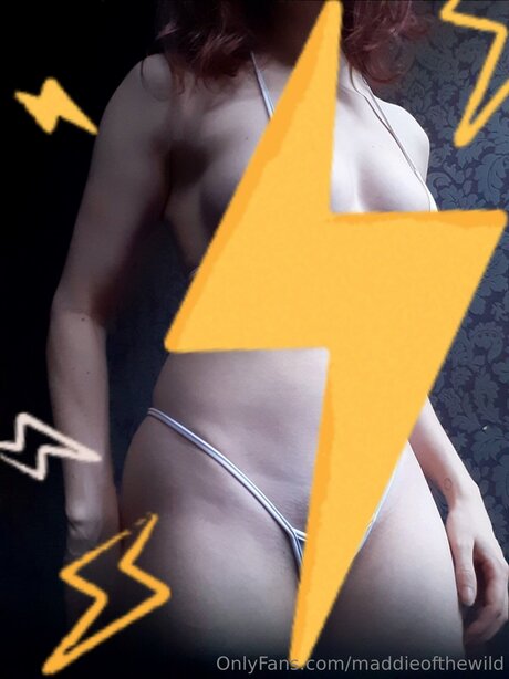 Maddieofthewild exclusive model photo