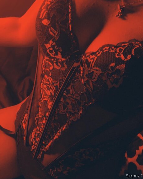 Ssssskrpn pornographic model img