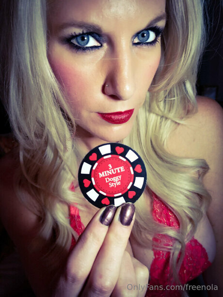 Freenola model pornographic archive