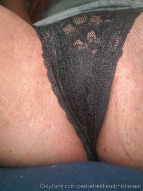 Petitefreakandthickmeat erotic actress pic