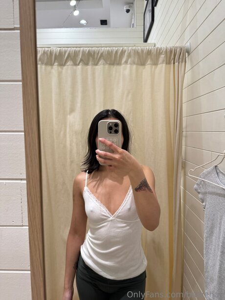 Babiehan free pornstar pic