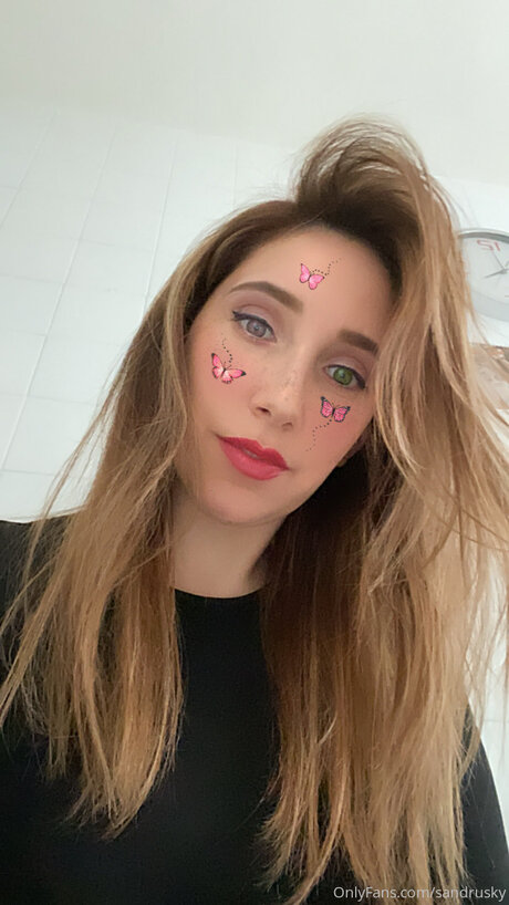 Sandrusky free star pictures