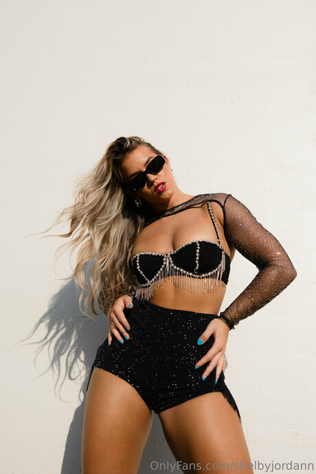 Shelbzjordan model porn photo