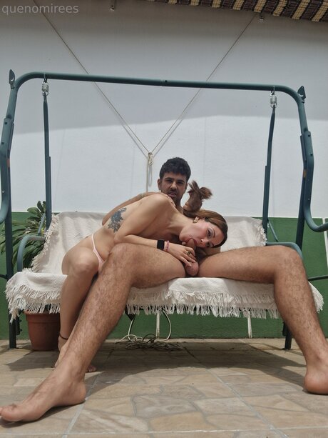 Quenomirees model high quality photo