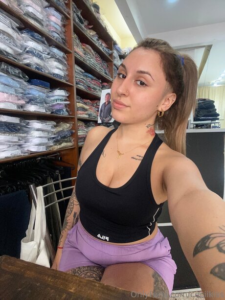 Ceciikiss model porn archive