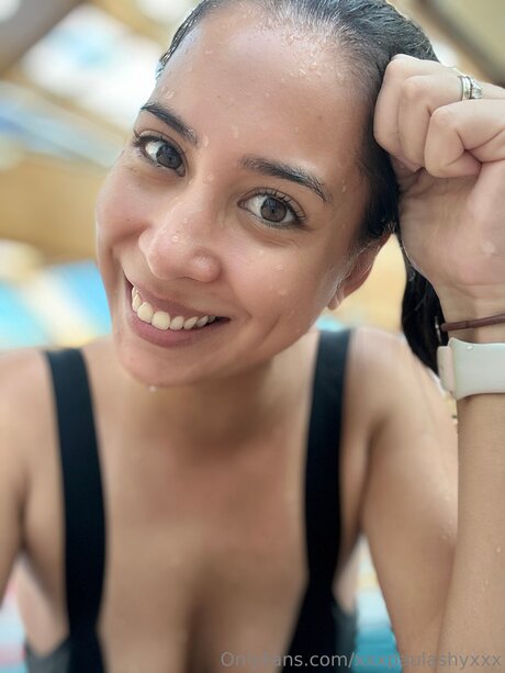 Xxxpaulashyxxx nude pornstar pictures