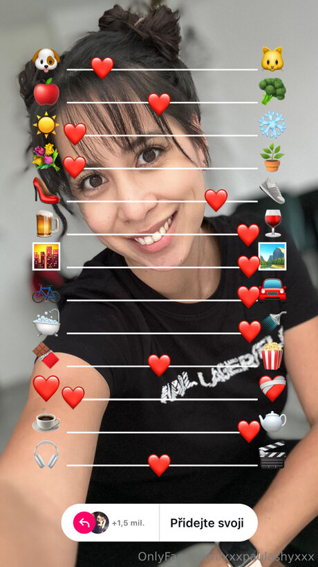 Xxxpaulashyxxx nude pornstar pictures