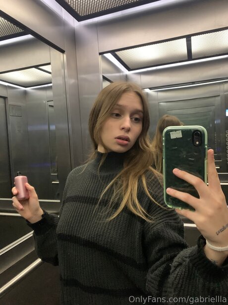 Gabriellla model hd images