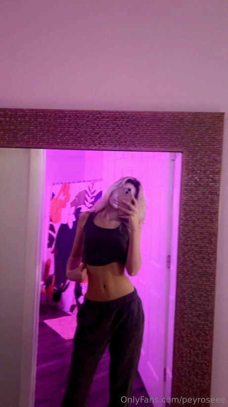 Peyroseee hot star pics