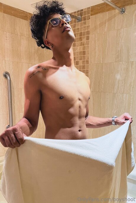 Boyshoot naked pornstar galleries