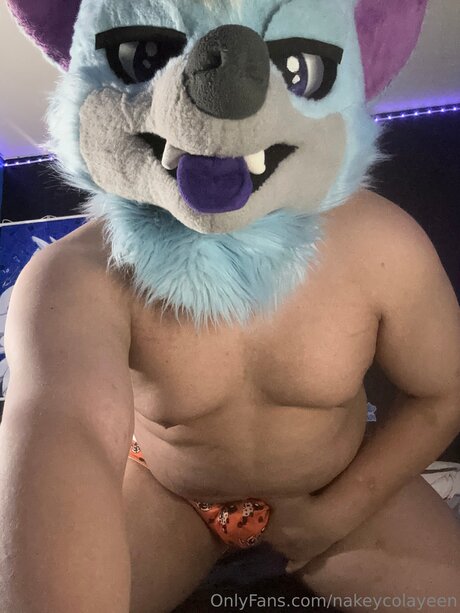 Nakeycolayeen sex actress pics