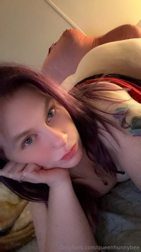 Blueyedkitten77 star pornographic photo