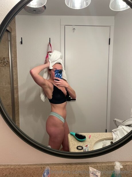 Naughtynursedemi sexy pornstar gallery