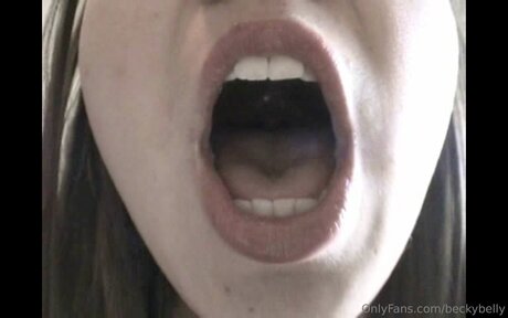 Beckybelly free model picture