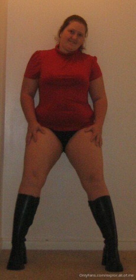 Sweet Tasty Peaches exclusive star image