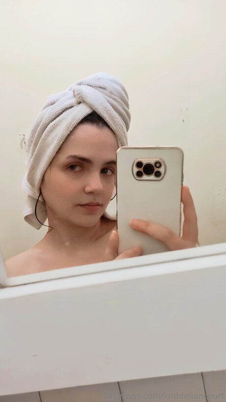 Lorddelioncourt model sexy image